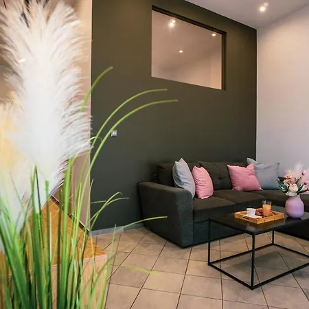 Seashell Luxury Apartment Nikiti  Exterior photo
